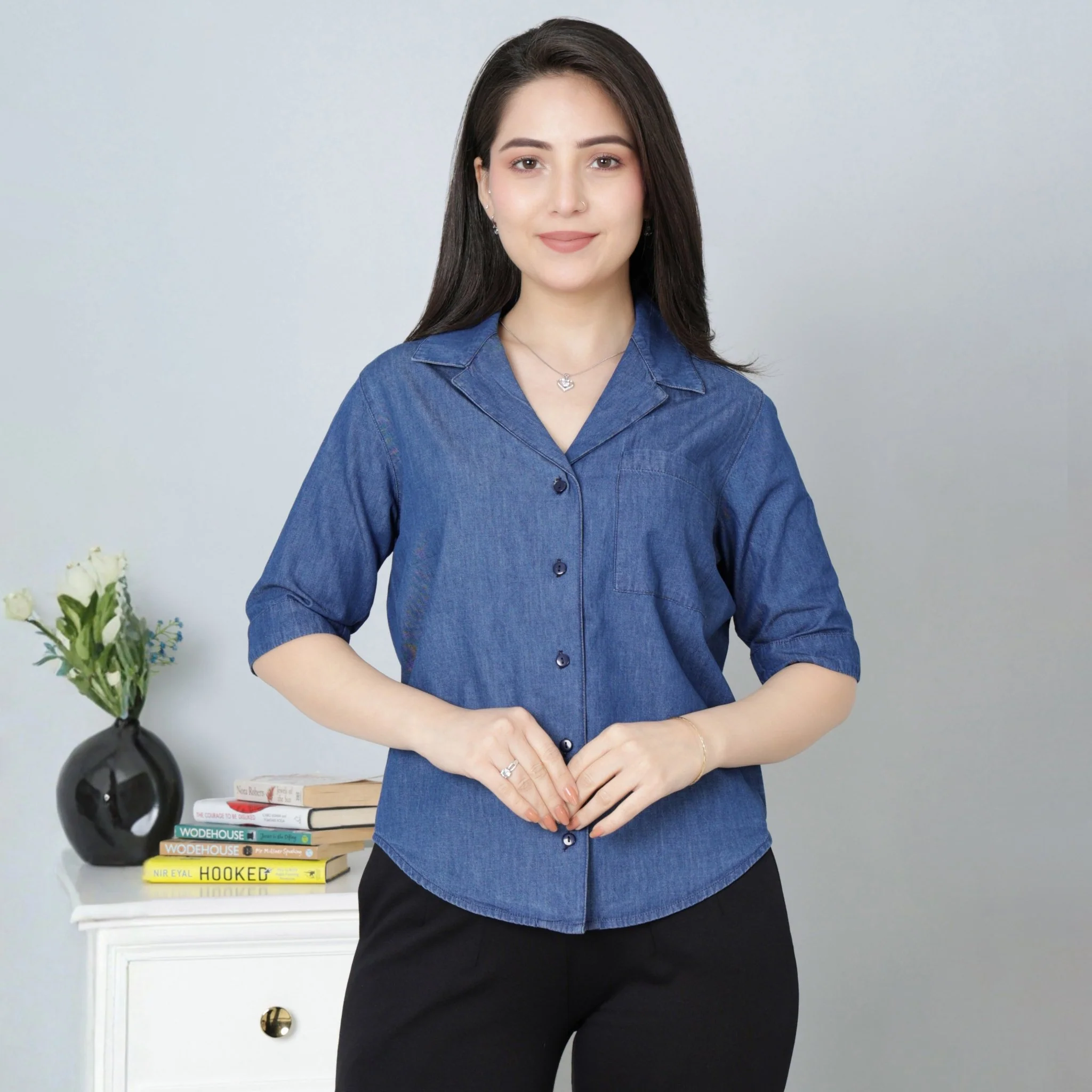 Lapel collar top
